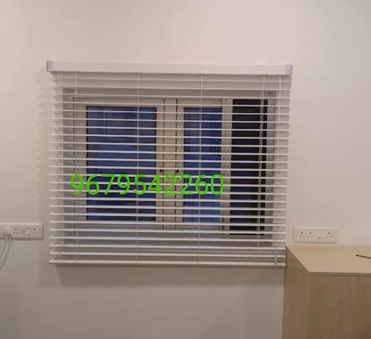 Classic White Horizontal Venetian Blinds for a Vasco residence