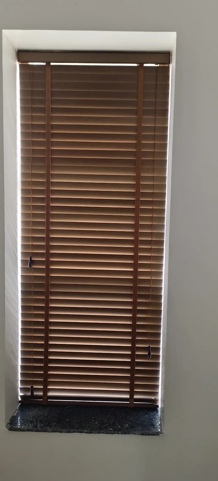 Classic Wooden Venetian Window Blinds for a Vasco residence